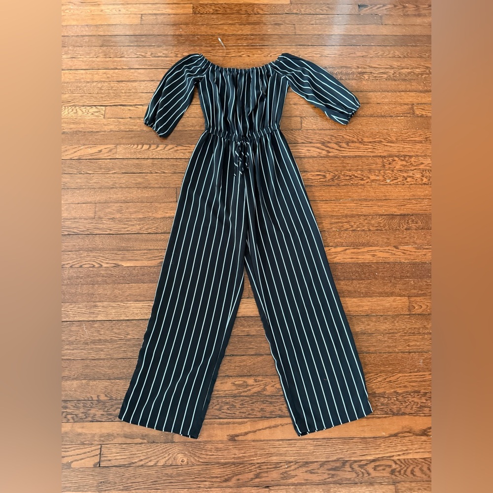 Haute Monde black and white striped jumpsuit size XS